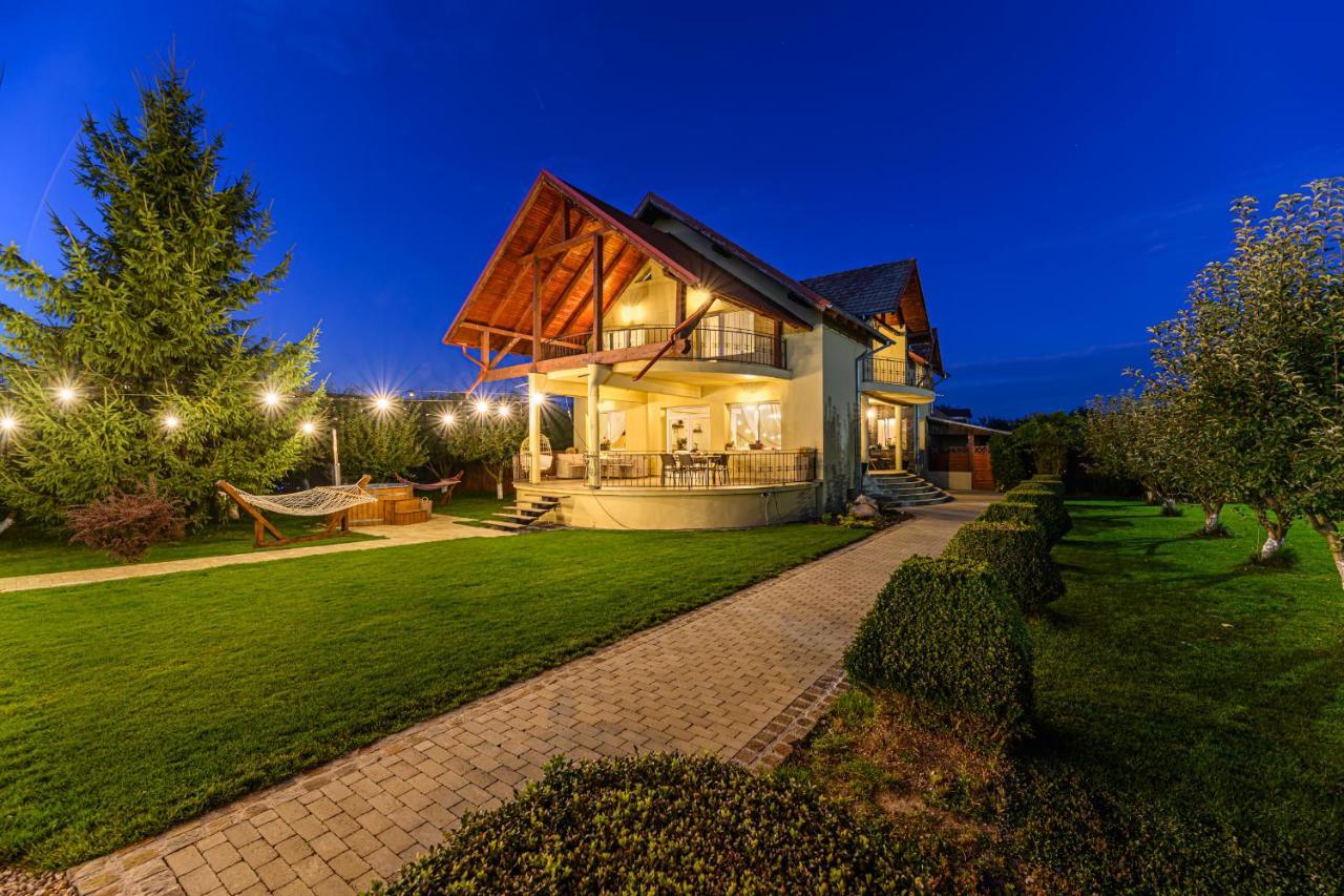 Orchard Villa Μπρασόβ Εξωτερικό φωτογραφία